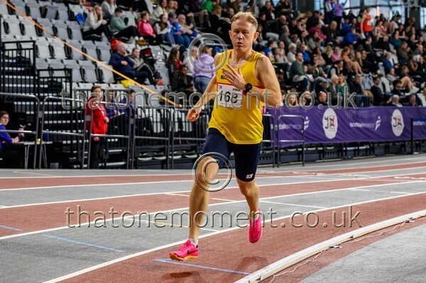 SeniorInd25-917688 - Track Male Set One