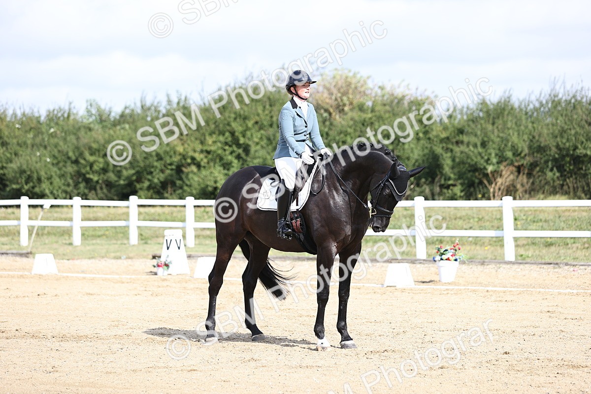 SBM_016086 - Class 14 - Novice 23 - 10.29-11.32