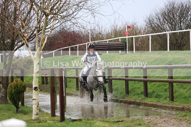 3E7A7004 - Class 2: 80cm Part 1