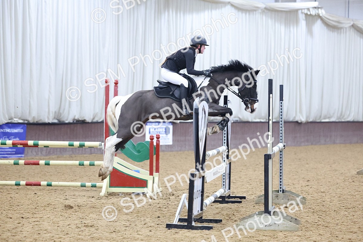 SBM_003286 - Class 11 - Blue Chip Pony Newcomers - 1.00m Open