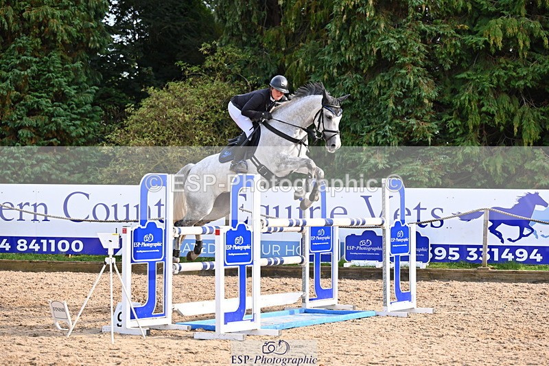 250817A-174803-05288 - Cls 24 Snr Foxhunter