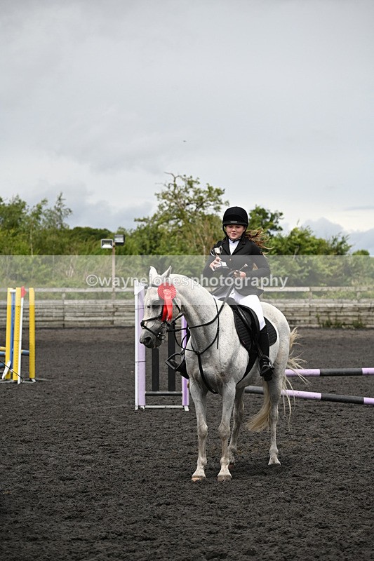 WJ6_0345 - Class 13 Novice 60cm