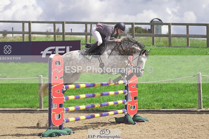 230806A-125150-02082 - Cls 14 Snr Foxhunter & 1.20m Open