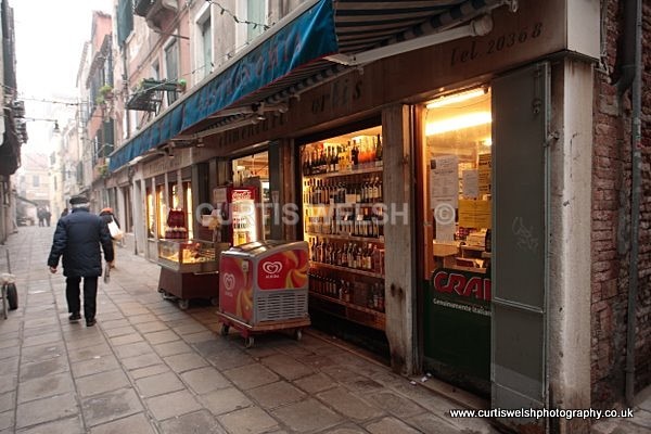_P5L4040Venice 2011 - VENICE