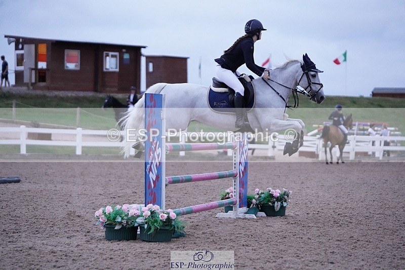 250628-210120-08699 - Cls 26 Pony Foxhunter & 1.10m Open