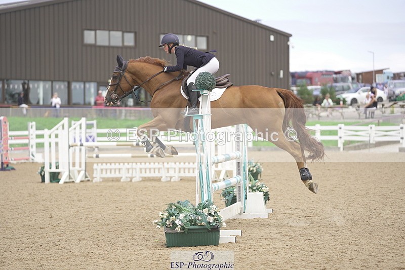 230810A-133334-02450 - Cls 4 1.05m Amateur Quali