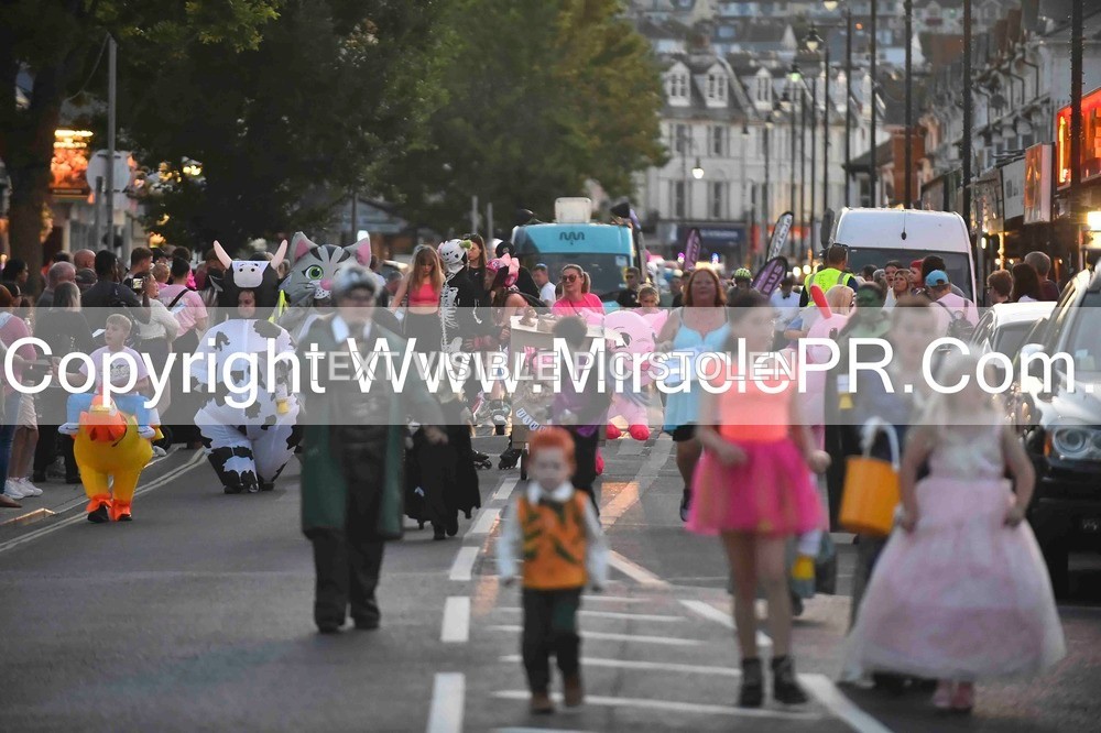 SH4_4027 - Carnival Procession.