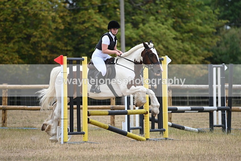 WJ6_0717 - Class 14 Intermediate Jumping 75cm