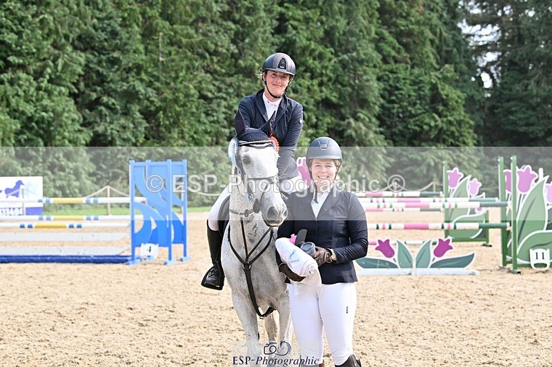 240818-154236-05287 - Cls 12A Snr Foxhunter & 1.20m Open