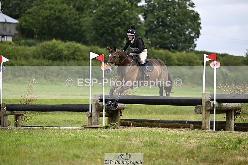 240630-123853-00911 - 927-Jen_Unwin-Hun_Ros_Tolketna