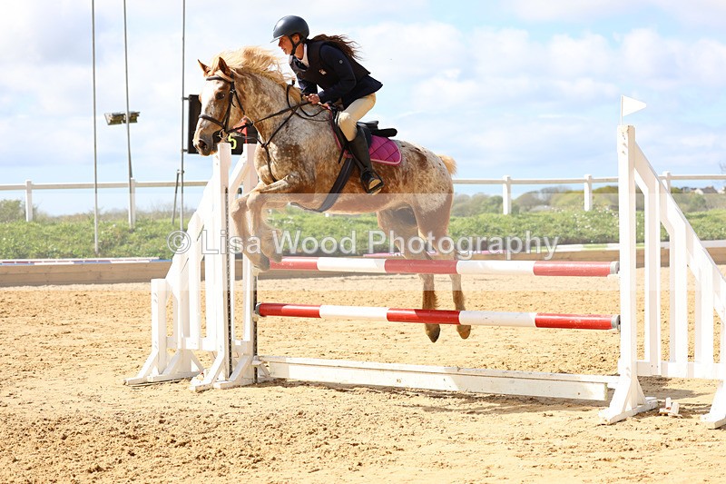 3E7A8167 - Class 11: 1 metre open