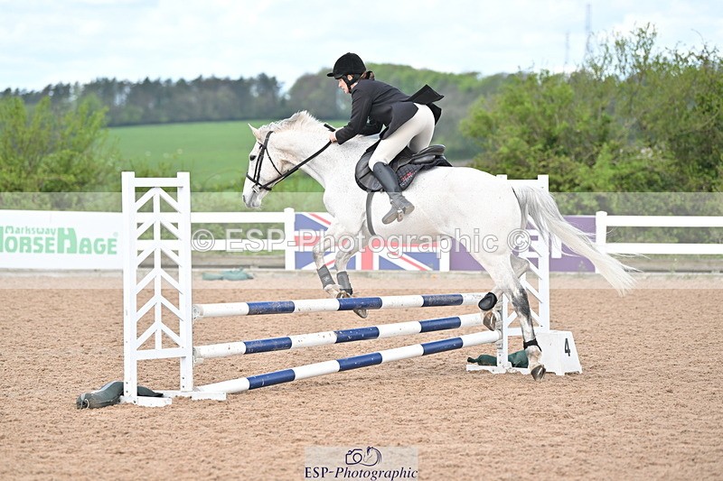 240504A-111013-00557 - Cls 14 & 15 Club & Schools 70cm