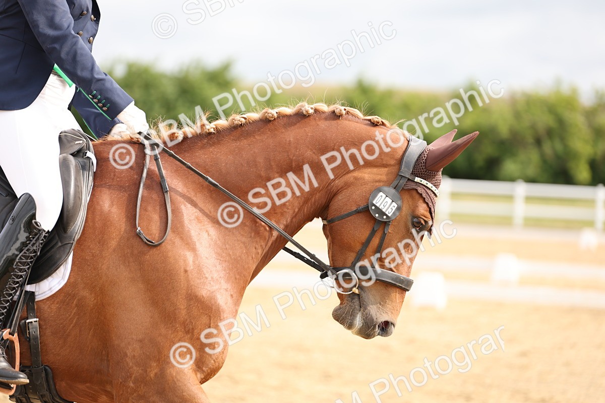 SBM_001132 - Class 1 - Prelim 4 - 8.00-10.20