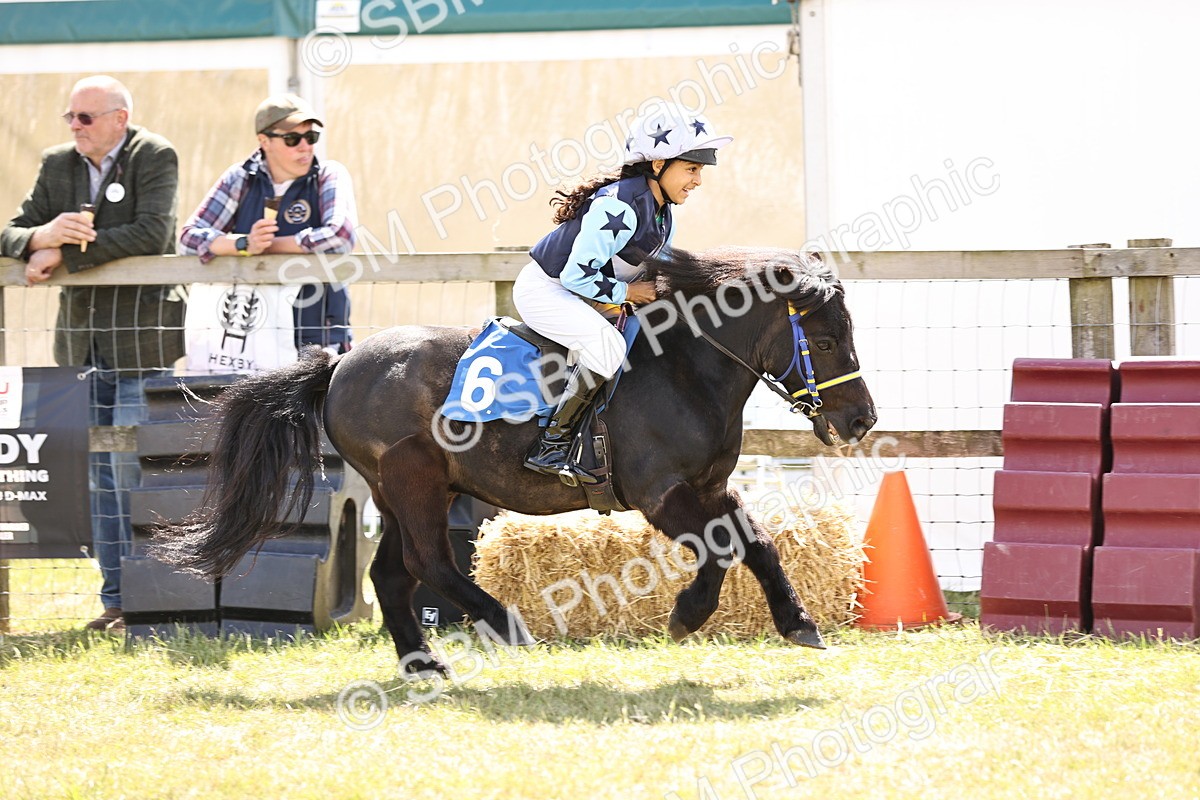 SBM_16783 - Dinky Derby