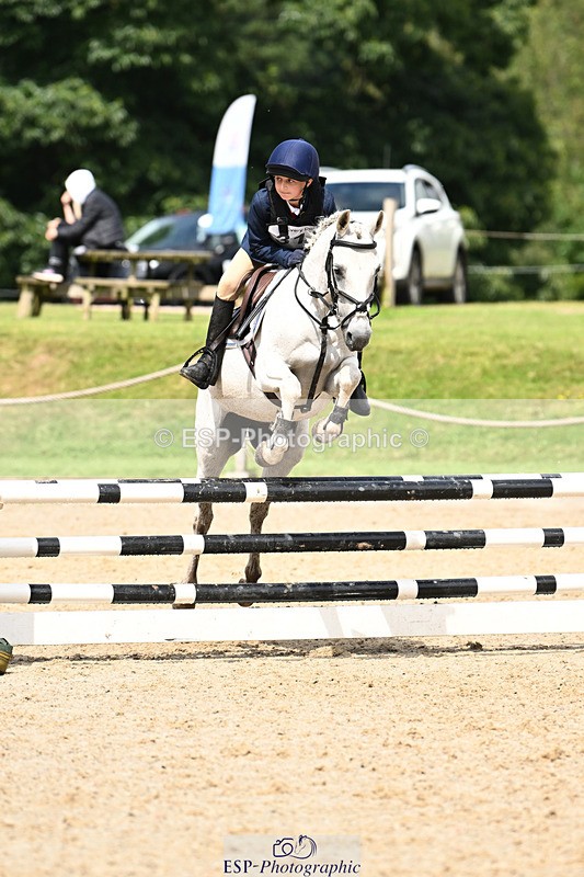 240824X-124726-25621 - 70cm Jump Off