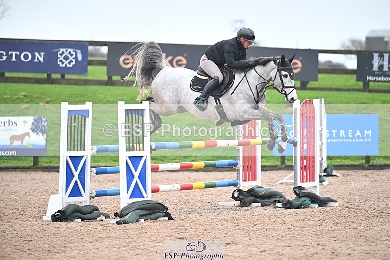 260121-125302-00333 - Snr Newcomers 1.10m