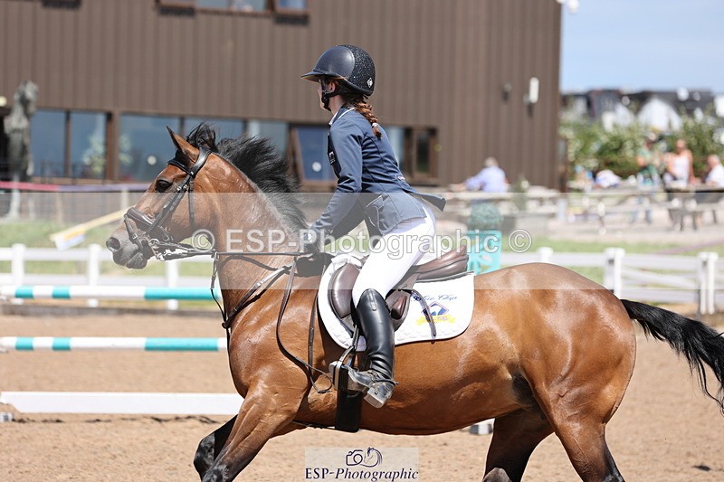 240629A-140356-06673 - Cls 19 Foxhunter and 1.10m Open