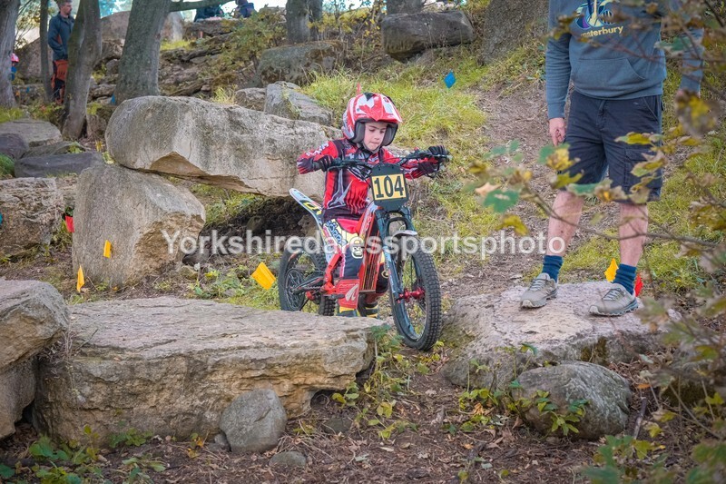 DSCF0212 - Ripon MC Trial 27/09- kids