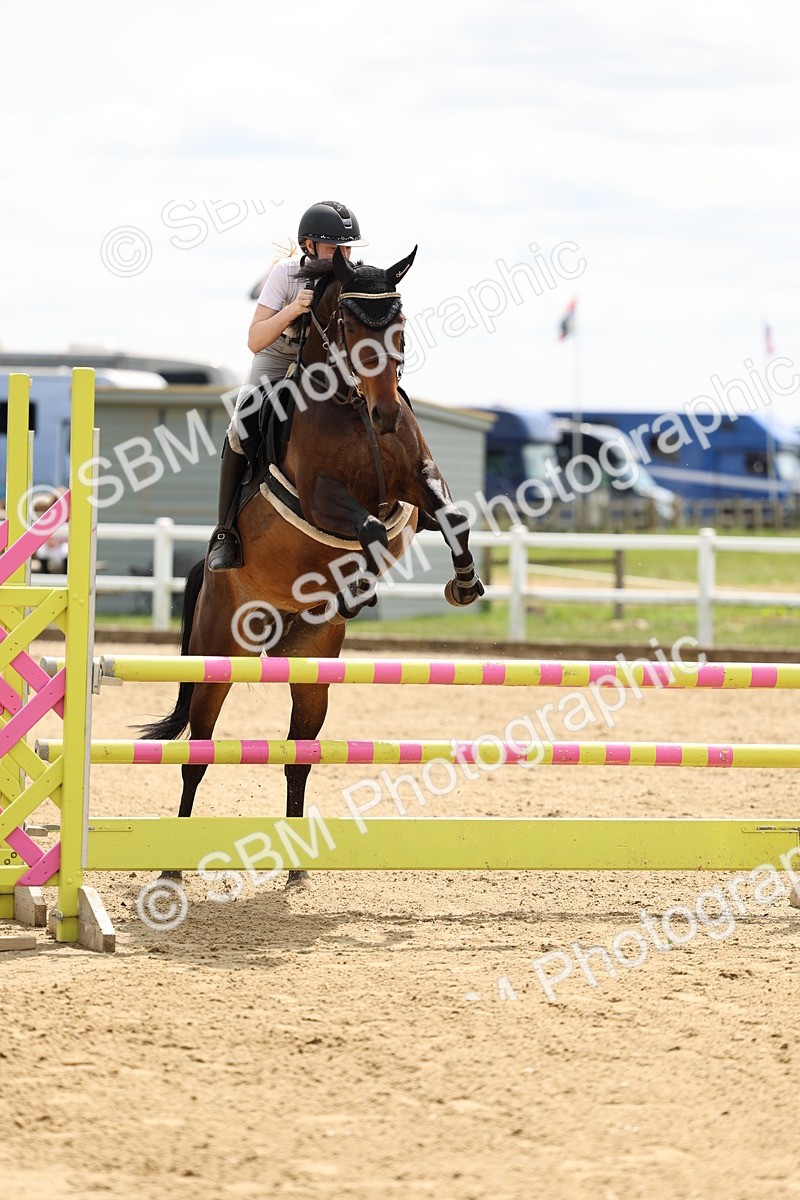 SBM_005115 - Class 18 - Senior 1.05m Open