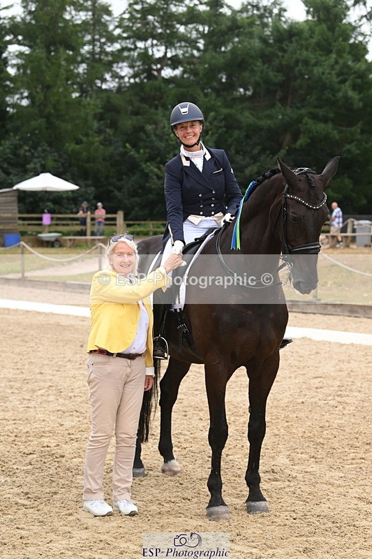 250719A-161142-08103 - Saturday Presentations