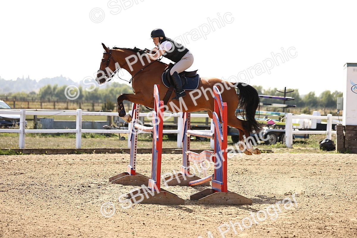 SBM_006902 - Class 13 - Senior Newcomers - 1.10m