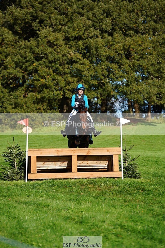 241026-105634-12019 - 362-Vicky.Stacey-HIGHDALE.AUTUMN.SUNRISE