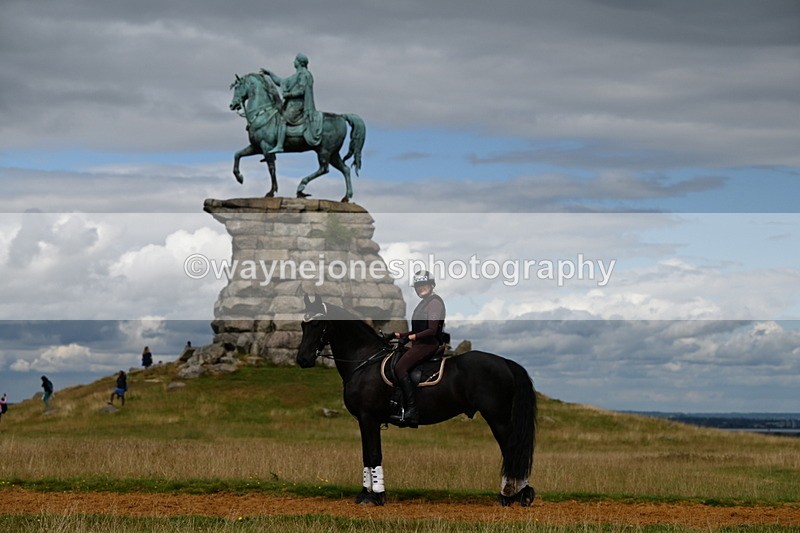 DSC_8987 - Time at Statue 14:33 to 15:10