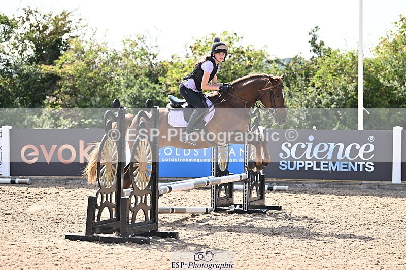 250821B-154634-00613 - Group B - Danielle