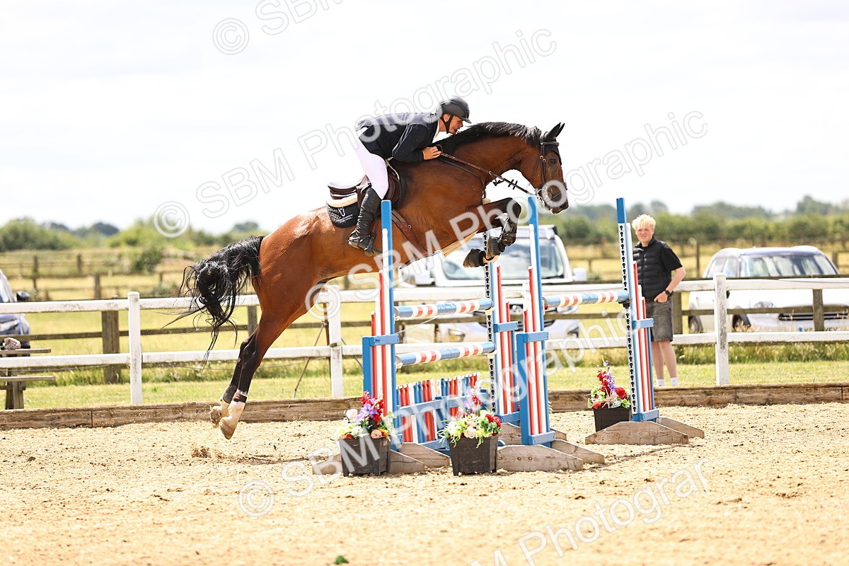 SBM_003728 - Class 22 - Senior Foxhunter 1.20m