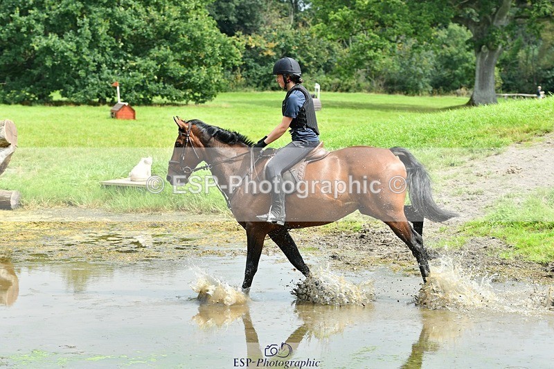 230817-132118-00935 - Theo's 1st Group - XC