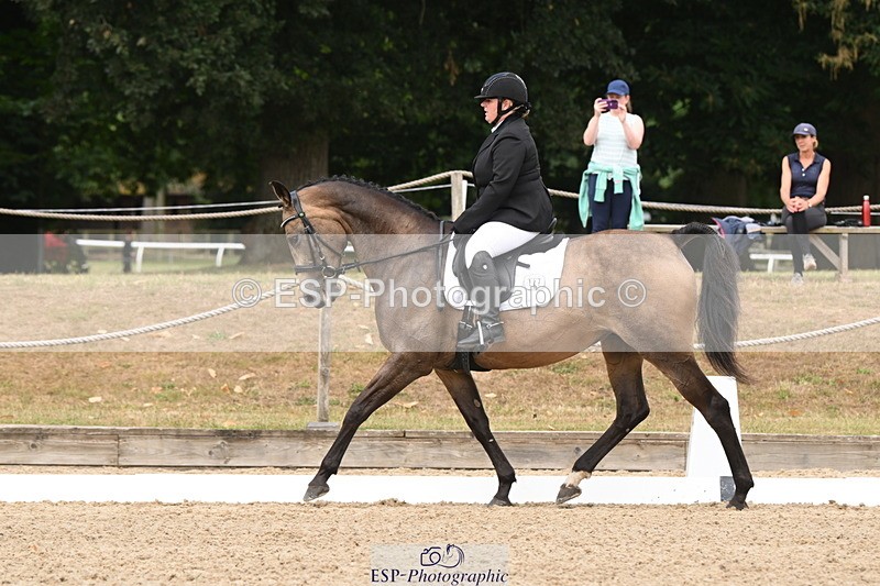 250719A-104229-03973 - 127-Jocelyn.Gilmore-Spring.Lily