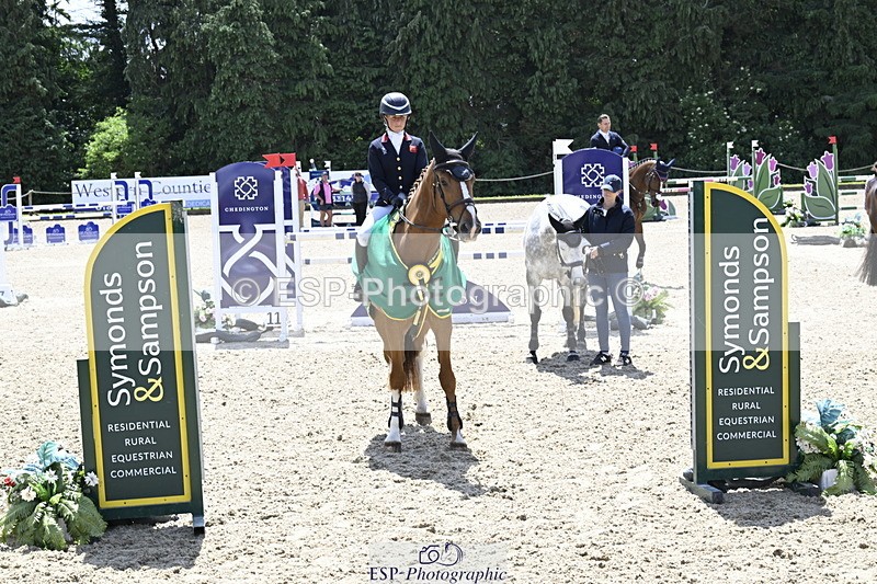 250525A-131557-17594 - Presentations Section B CCI 3 Star Long