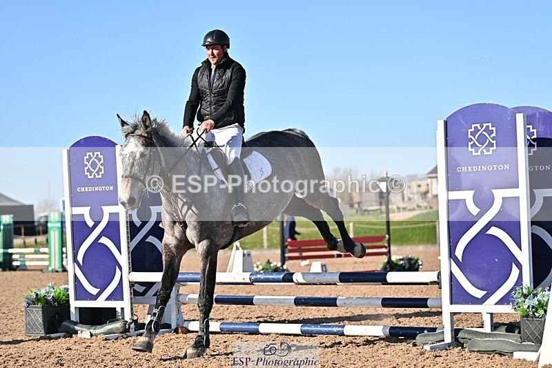 250401-165951-00233 - 70cm classes