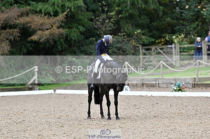 251022A-151609-00503 - B-110-Lizi.Popham