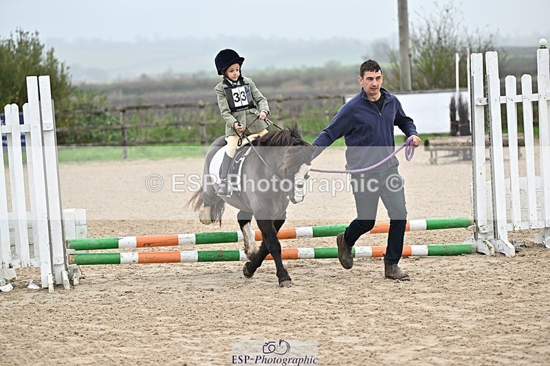 241110-093308-00011 - 40cm Showjumping