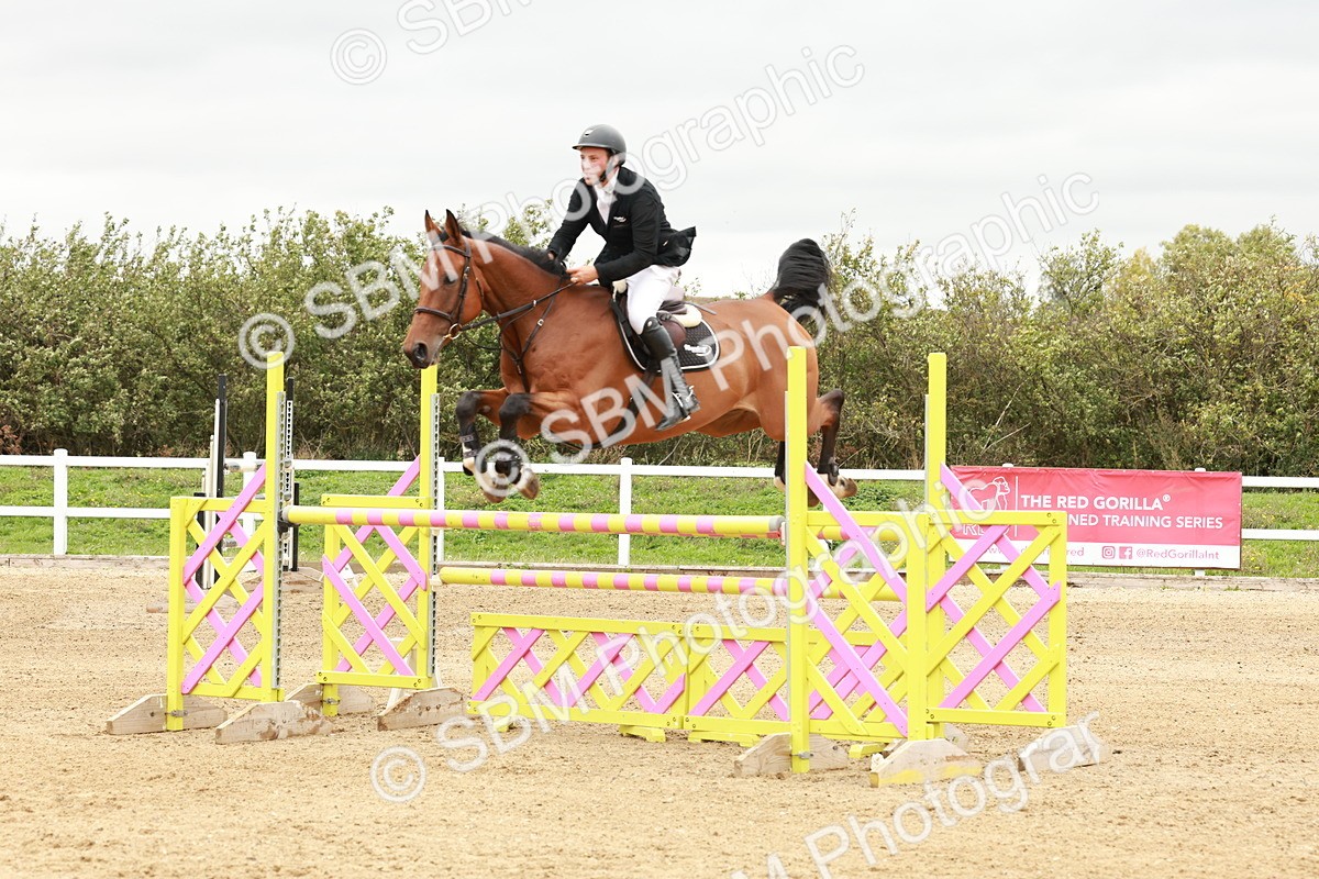 1I0A7930 - Class 5 - Senior Foxhunter 1.20m