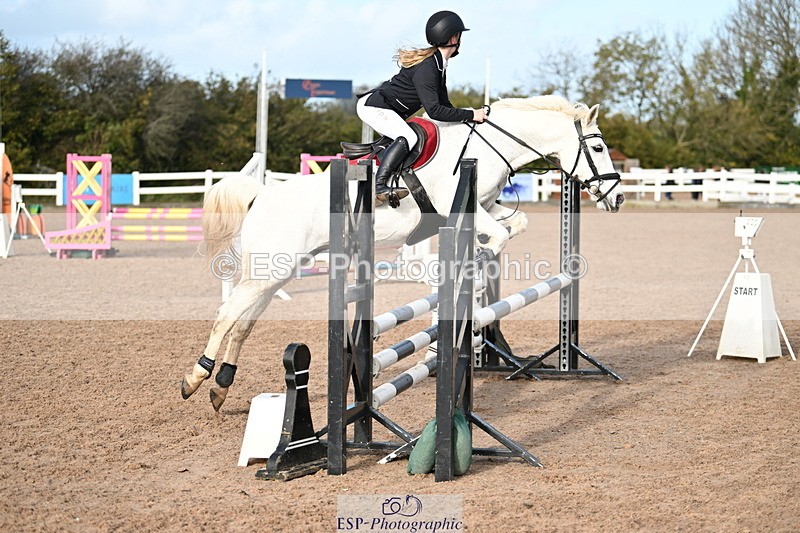 241026A-110627-00294 - SAT Cls 5 Pony British Novice and 80cm