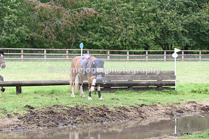 WJ6_5859 - Time at Photographer 12:31 to 12:40