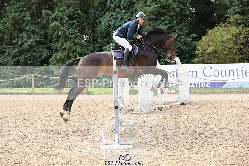 240817-093845-00347 - 02A Snr Brit Nov