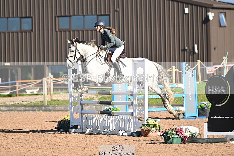 240912A-092626-00141 - Cls 1 Snr 1.05m & 1.10m Open