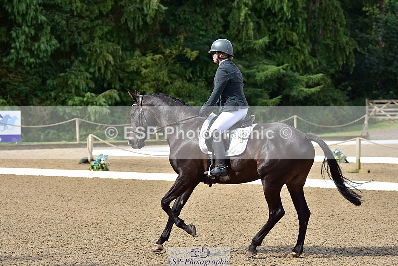 250719A-100412-03502 - 019-Bryony.Lovell-Williams-Broadtown.Man.In.The.Mirror