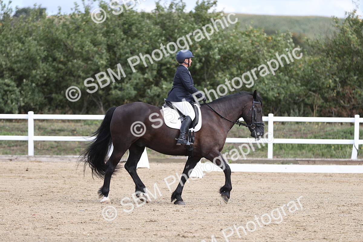 SBM_001432 - Class 2 - Intro 4 Champs - 10.56-11.44