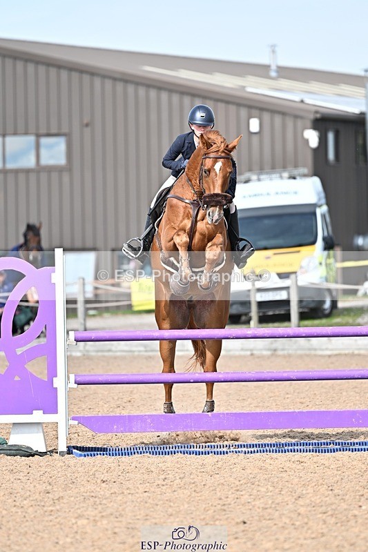 251001-133631-00372 - Cls 4 Newcomers and 1.10m Open