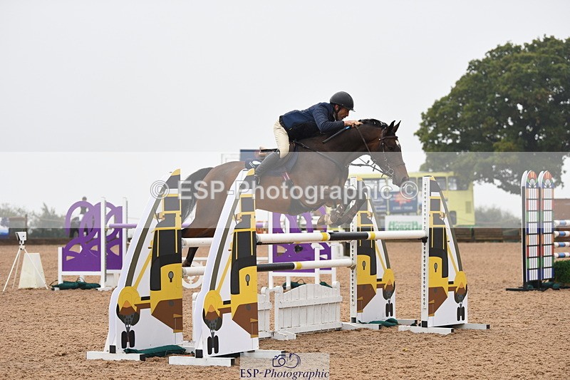 230916A-102008-03773 - Cls 14 Snr Foxhunter