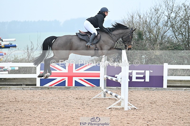 240113A-142158-02327 - Cls 13 Foxhunter and 1.20m Open