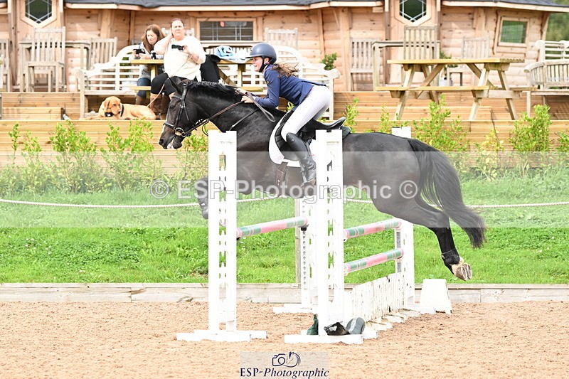 240908A-143232-04642 - Cls 16 U21 Advanced Teams 1m-1.10m