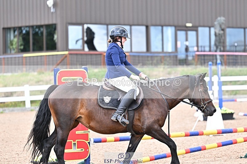 250729-150019-00058 - Clear Round and 60cm