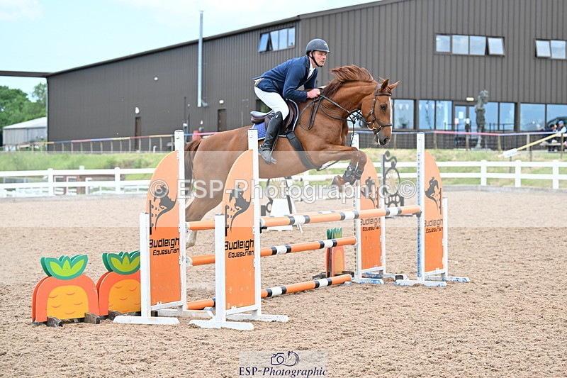 240605A-133203-00570 - Cls 3 Snr 1.05m Open