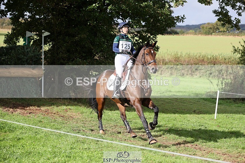 231020-141817-09333 - 125-KINDA.CORVETTE-Dani.Evans-XC