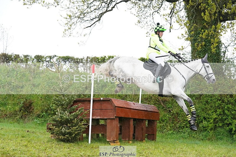 250418-120644-02529 - 071-Caitlyn.Faull-PENNINEVIEW.SUMMER